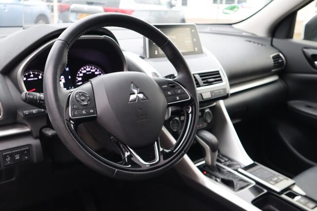 Mitsubishi ECLIPSE 1.5 DI-T Instyle Trekhaak/AdaptiveCruise/PanoDak