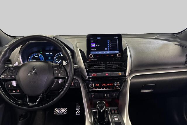 Mitsubishi ECLIPSE Cross 2.4 PHEV Black Edition Trekhaak, 360 camera