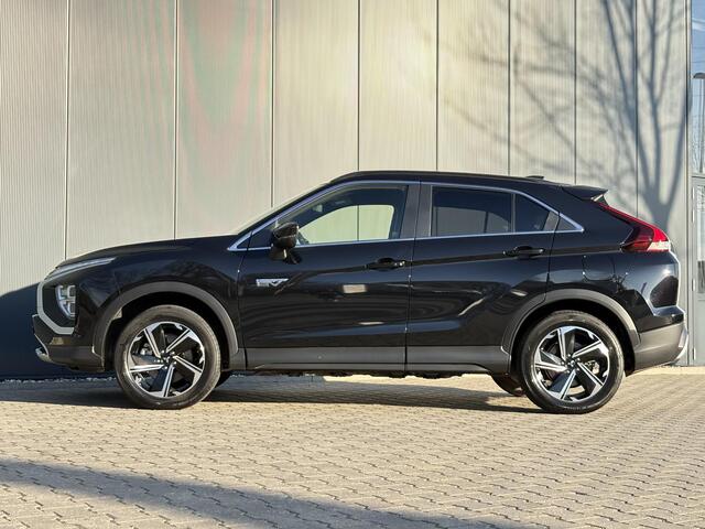 Mitsubishi ECLIPSE Cross 2.4 PHEV Instyle / Trekhaak geremd 1500 kg / Airco / Stoelverwarming / Apple Carplay/Android Auto / Cruise Control /