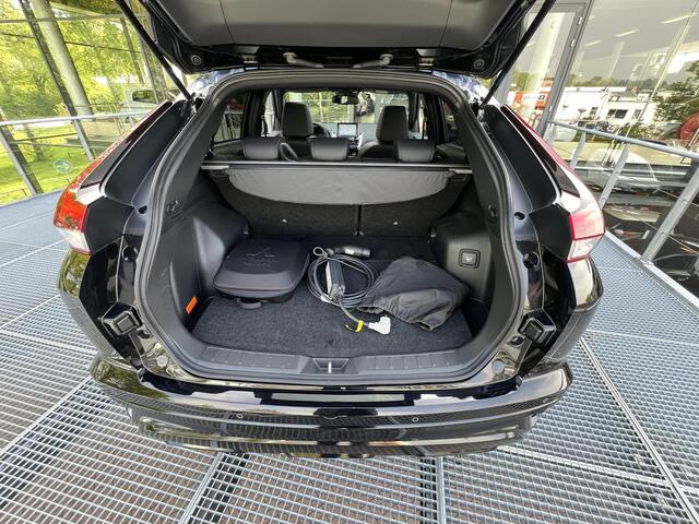 Mitsubishi ECLIPSE Cross 2.4 PHEV Instyle | Adaptieve Cruise Control | Panoramadak | Leder | FABRIEKSGARANTIE TOT 01-2032!