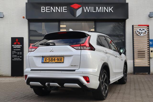 Mitsubishi ECLIPSE Cross 2.4 PHEV Executive Trekhaak/AdaptiveCruise/Navi/Standkachel