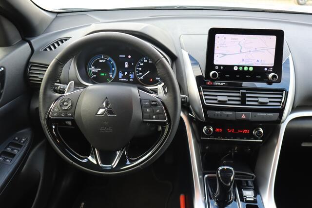Mitsubishi ECLIPSE Cross 2.4 PHEV Executive Trekhaak/AdaptiveCruise/Navi/Standkachel