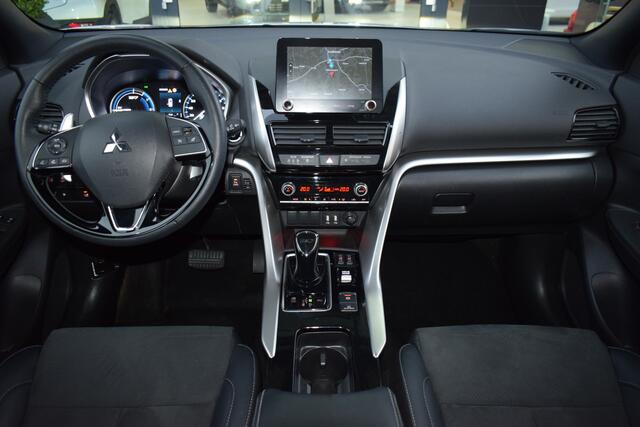 Mitsubishi ECLIPSE Cross 2.4 PHEV Intense+ | Navigatie | Camera | Stoelverwarming |