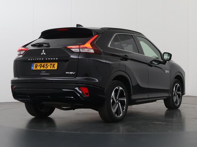 Mitsubishi ECLIPSE Cross 2.4 PHEV Instyle | Panoramadak | Stoel/Stuurverwarming | Head Up | Parkeercamera 360° | Cruise Control Adaptief | Dodehoekdetectie |