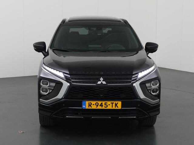 Mitsubishi ECLIPSE Cross 2.4 PHEV Instyle | Panoramadak | Stoel/Stuurverwarming | Head Up | Parkeercamera 360° | Cruise Control Adaptief | Dodehoekdetectie |