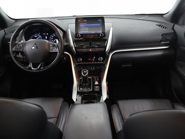 Mitsubishi ECLIPSE Cross 2.4 PHEV Instyle | Panoramadak | Stoel/Stuurverwarming | Head Up | Parkeercamera 360° | Cruise Control Adaptief | Dodehoekdetectie |