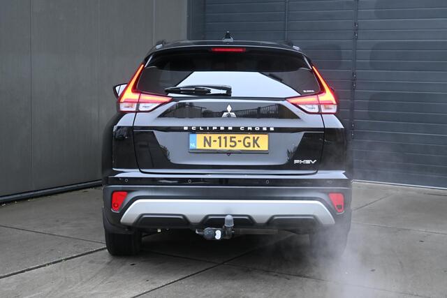 Mitsubishi ECLIPSE Cross 2.4 PHEV Intense+ | TREKHAAK | CAMERA | STOELVERWARMING | NAVI | CRUISE CONTROL | CLIMATE CONTROL | PDC | LMV