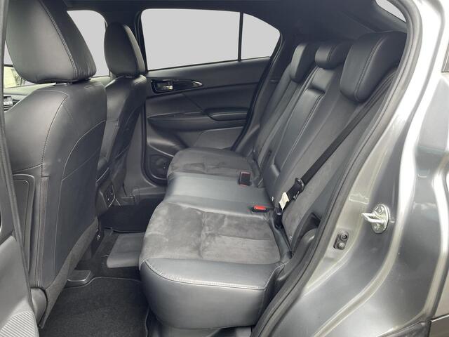 Mitsubishi ECLIPSE Cross 2.4 PHEV Intense+ | Navigatie | Stoel-stuur verwarming
