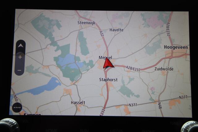 Mitsubishi ECLIPSE Cross 2.4 PHEV Intense+ Slechts 27.320 km, Orig. NL-Auto, Afn.Trekhaak, Michelin-All-Season