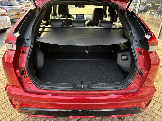 Mitsubishi ECLIPSE Cross 2.4 PHEV Prestige | Leder | Panoramadak | FABRIEKSGARANTIE t/m 03-2030 |