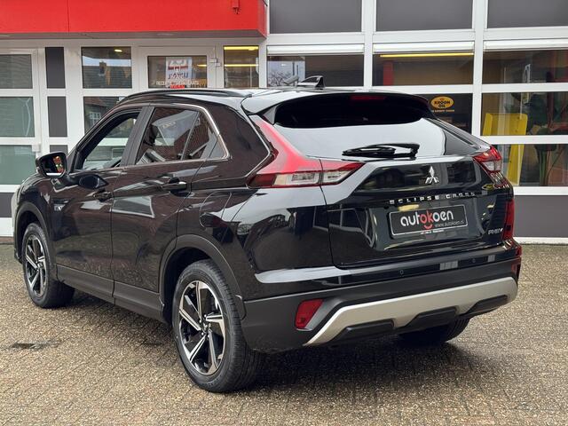Mitsubishi ECLIPSE Cross 2.4 PHEV Intense+ *HEAD UP/NAVI/CAMERA*