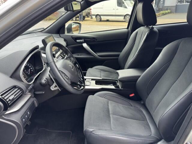 Mitsubishi ECLIPSE Cross 2.4 PHEV Intense+