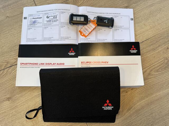 Mitsubishi ECLIPSE Cross 2.4 PHEV Executive GRATIS Afleverpakket! | 5 Jaar Fabrieksgarantie | 360* Camera | Stoel\Stuur Verwarming |