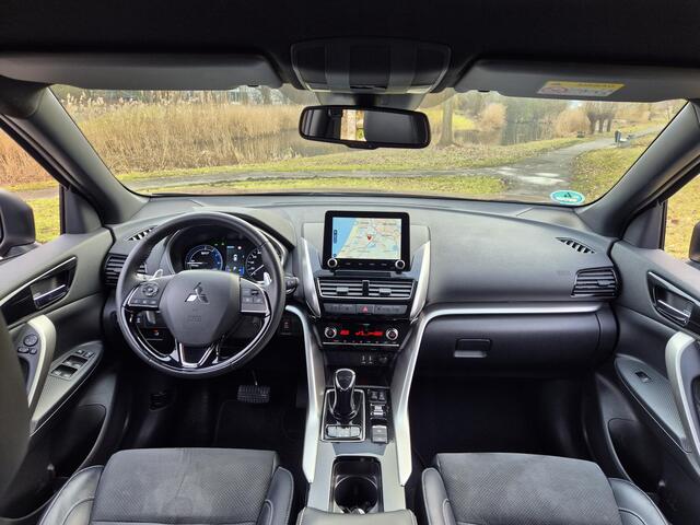 Mitsubishi ECLIPSE Cross 2.4 PHEV Intense+