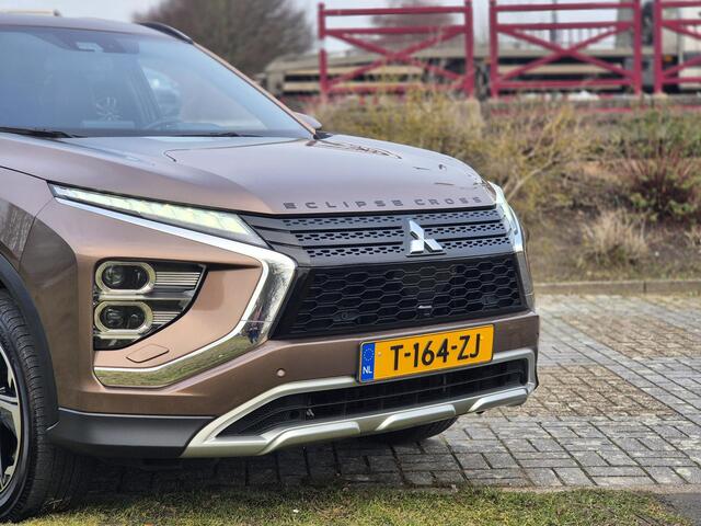 Mitsubishi ECLIPSE Cross 2.4 PHEV Intense+