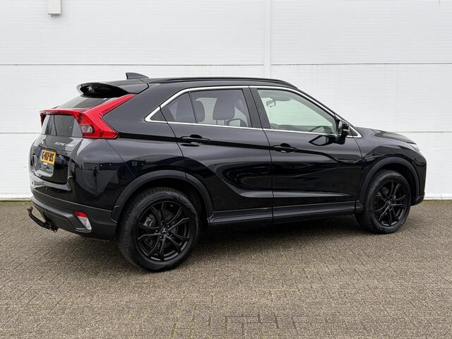 Mitsubishi ECLIPSE Cross 1.5 DI-T Pure / 18 inch LM op All Season banden / Dealer onderhouden / Trekhaak( 1600) / Clima /