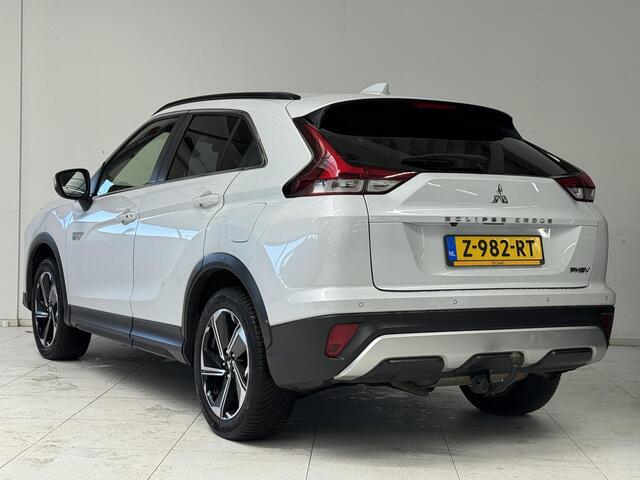 Mitsubishi ECLIPSE Cross 2.4 PHEV Intense+ | Trekhaak | Stoelverwarming | Navigatie | Achteruitrijcamera |