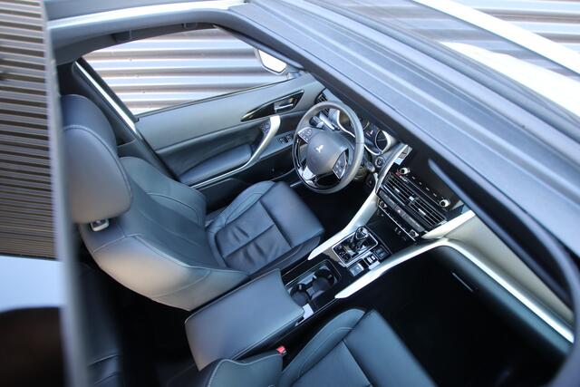 Mitsubishi ECLIPSE Cross 2.4 PHEV Instyle Pano, Leder, Eerste eigenaar