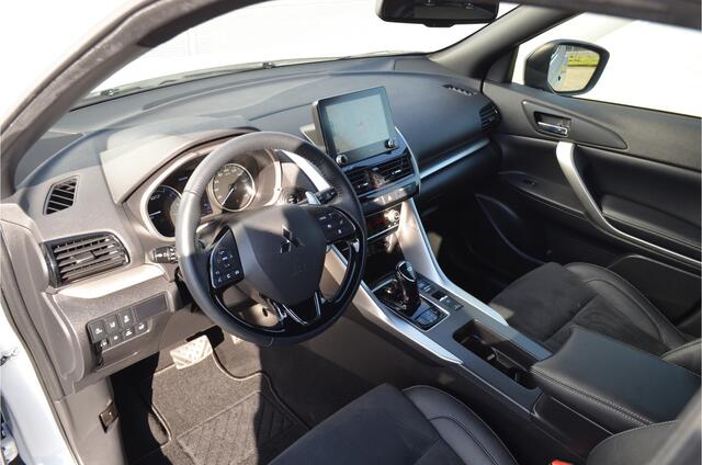 Mitsubishi ECLIPSE Cross PHEV 2.4 EXECUTIVE BLACK EDITION 4WD | PLUG IN HYBRID | SoH % | V2H | ADAPTIEF CRUISE | ALL SEASON BANDEN | TREKHAAK 1500KG | DODEHOEK ASSISTENT | 360 CAMERA | FABRIEKSGARANTIE TOT 21-09-2030* | NP ¤ 48.544,- | ALL IN RIJKLAAR