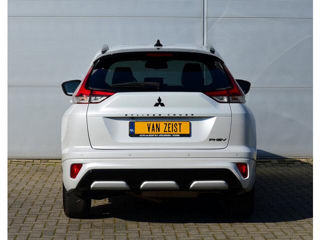 Mitsubishi ECLIPSE Cross PHEV 2.4 EXECUTIVE BLACK EDITION 4WD | PLUG IN HYBRID | SoH % | V2H | ADAPTIEF CRUISE | ALL SEASON BANDEN | TREKHAAK 1500KG | DODEHOEK ASSISTENT | 360 CAMERA | FABRIEKSGARANTIE TOT 21-09-2030* | NP ¤ 48.544,- | ALL IN RIJKLAAR