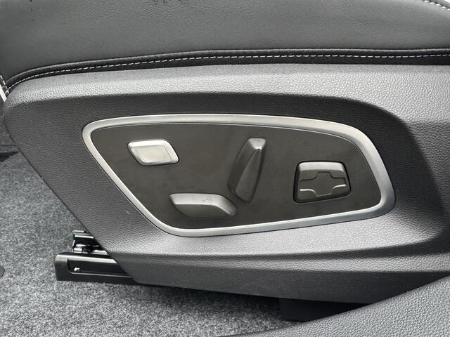 Mitsubishi ECLIPSE Cross Instyle 87 kWh / ¤4.000 introductiekorting / 100% Elektrisch / 625 KM WLTP / 1.100 KG Trekgewicht / 8 jaar fabrieksgarantie/ Panoramadak / Lederen bekleding / Google / Full Option /