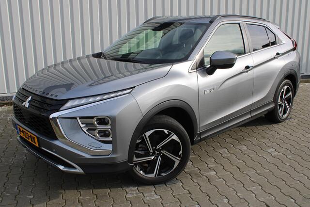 Mitsubishi ECLIPSE Cross 2.4 PHEV Intense+ | Incl. 12 maanden garantie | Trekhaak | Stoelverwarming | Apple carplay/Android auto | Parkeercamera | Navigatie | DAB radio | 100% onderhouden |