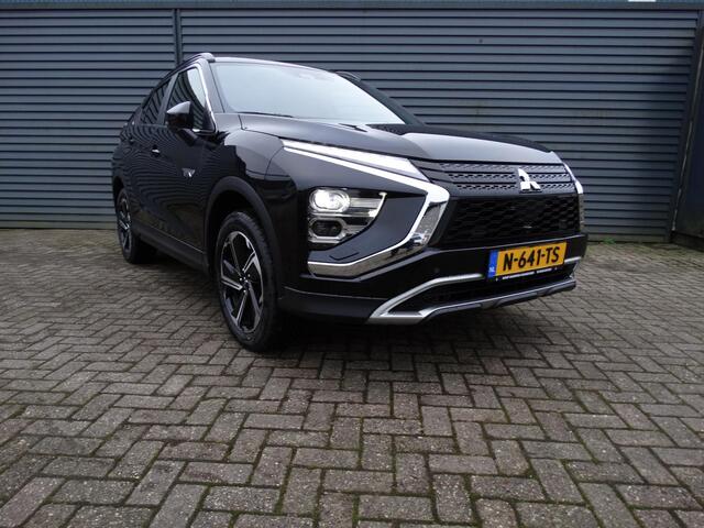 Mitsubishi ECLIPSE Cross 2.4 PHEV Intense+ Rijklaarprijs! Dealer onderhouden!