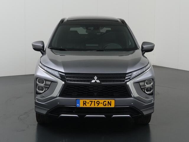 Mitsubishi ECLIPSE Cross 2.4 PHEV Prestige | Trekhaak | Panoramadak | Lederen Interieur | Navigatie | Ele.verstelbare stoelen | Stoelverwarming/Stuurverwarming | Camera | DAB | Adaptieve Cruise Control |