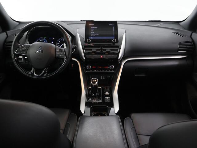Mitsubishi ECLIPSE Cross 2.4 PHEV Prestige | Trekhaak | Panoramadak | Lederen Interieur | Navigatie | Ele.verstelbare stoelen | Stoelverwarming/Stuurverwarming | Camera | DAB | Adaptieve Cruise Control |