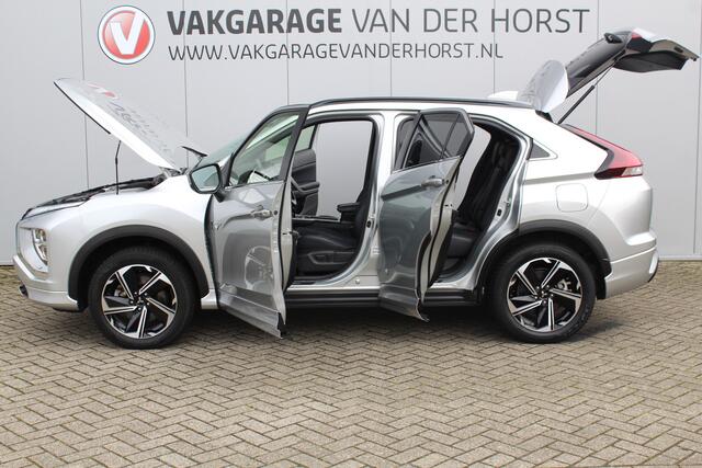 Mitsubishi ECLIPSE Cross 2.4-188pk PHEV 'Instyle'. Zeer nette en luxe Mitsubishi Eclipse plug-in-hybride, slechts 61.500km ! Autm. airco dual, adapt. cruise cntrl, Apple carplay/Android auto, trekhaak, telefoonvoorb., stoel- en achterbankverw., camera v+a, LED verl. etc. et