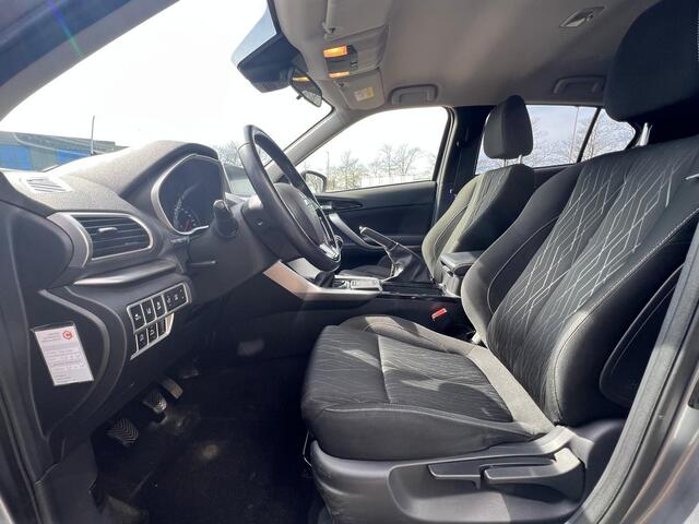 Mitsubishi ECLIPSE Cross 1.5 DI-T First Edition | 360 CAMERA | STOEL + STUUR VERWARMING | NAVIGATIE | VOORRUIT VERWARMING | CRUISE CONTROL |