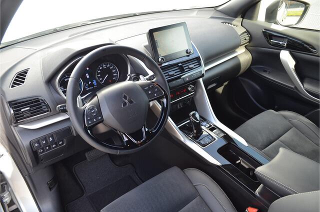 Mitsubishi ECLIPSE Cross PHEV 2.4 EXECUTIVE 4WD | PLUG IN HYBRID | SoH 85% | V2H | ADAPTIEF CRUISE | ALL SEASON BANDEN | TREKHAAK 1500KG | DODEHOEK ASSISTENT | 360 CAMERA | FABRIEKSGARANTIE TOT 20-12-2032* | NP ¤ 47.384,- | ALL IN RIJKLAA