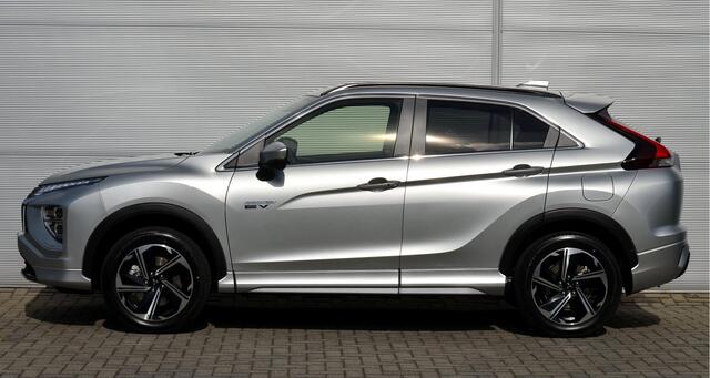 Mitsubishi ECLIPSE Cross PHEV 2.4 EXECUTIVE 4WD | PLUG IN HYBRID | SoH 85% | V2H | ADAPTIEF CRUISE | ALL SEASON BANDEN | TREKHAAK 1500KG | DODEHOEK ASSISTENT | 360 CAMERA | FABRIEKSGARANTIE TOT 20-12-2032* | NP ¤ 47.384,- | ALL IN RIJKLAA