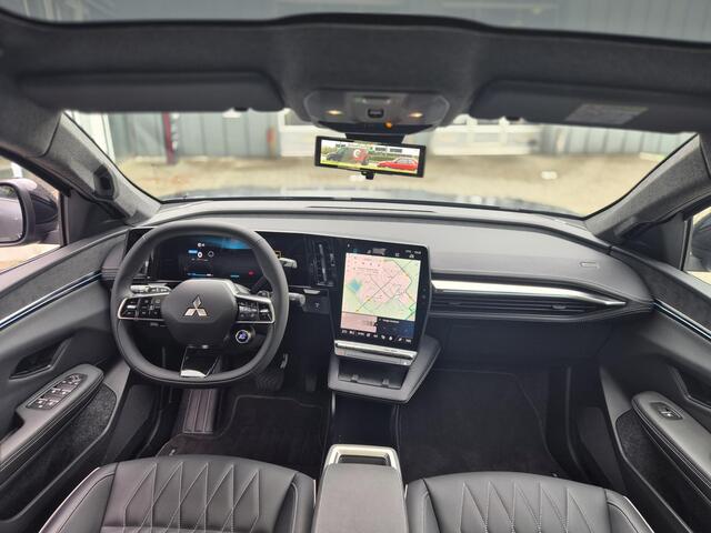 Mitsubishi ECLIPSE Cross Instyle 87 kWh
