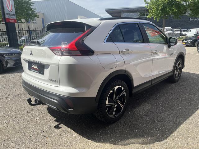 Mitsubishi ECLIPSE Cross 2.4 PHEV Intense // LED // CAMERA // KEYLESS // CARPLAY // CLIMA // STOELVERWARMING //