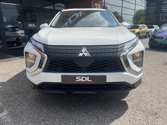 Mitsubishi ECLIPSE Cross 2.4 PHEV Intense // LED // CAMERA // KEYLESS // CARPLAY // CLIMA // STOELVERWARMING //
