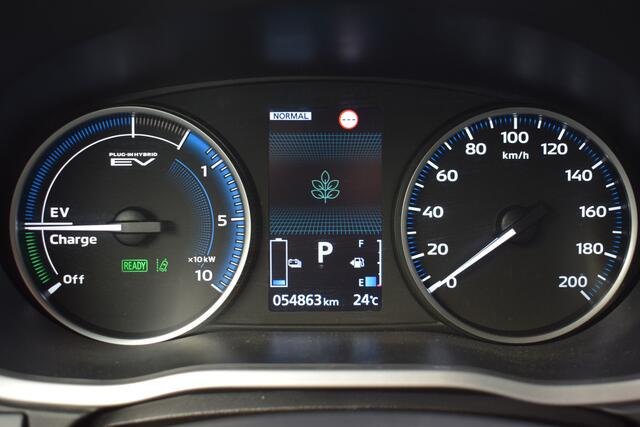 Mitsubishi ECLIPSE Cross 2.4 PHEV Intense+ Trekhaak | Apple carplay & Android auto | Navigatie | Achteruitrijcamera | Elektrische Bestuurdersstoel