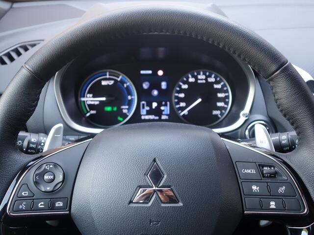 Mitsubishi ECLIPSE Cross 2.4 PHEV Executive | adaptieve cruise | 360° camera