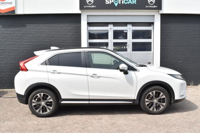 Mitsubishi ECLIPSE Cross 1.5 DI-T Instyle Trekhaak | Leder | Airco | Panoramadak | Leder | Stuur en stoelverwarming | Zeer compleet