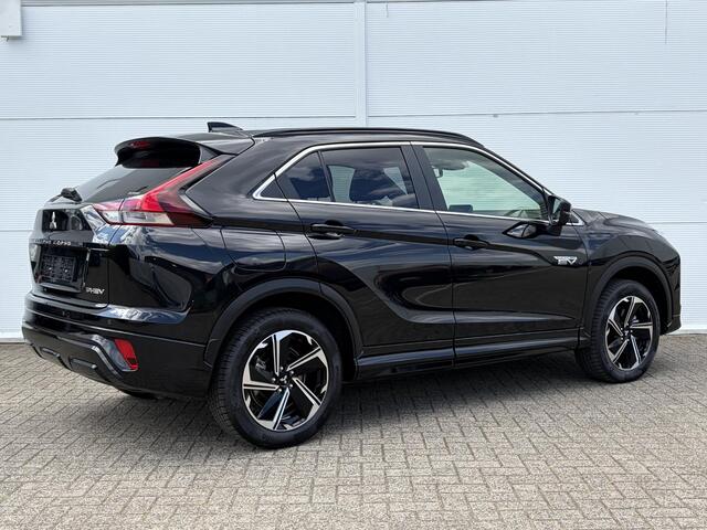 Mitsubishi ECLIPSE Cross 2.4 PHEV Business Intense+ / Achterbank verwarmd / Navigatiesysteem / Apple Carplay/Android Auto /