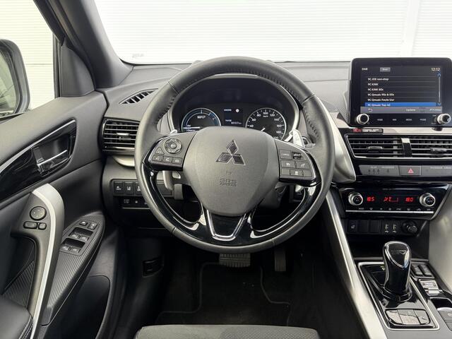 Mitsubishi ECLIPSE Cross 2.4 PHEV Business Intense+ / Achterbank verwarmd / Navigatiesysteem / Apple Carplay/Android Auto /