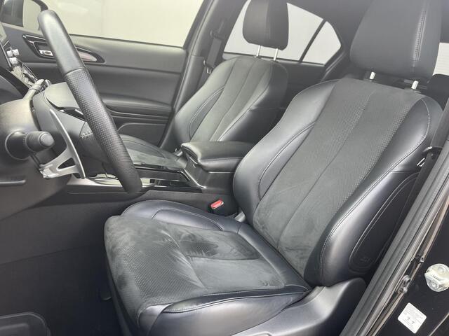 Mitsubishi ECLIPSE Cross 2.4 PHEV Black Edition / Trekhaak (1.500KG) / 8 jaar garantie / Cruise Control / Airco / Voor&Achter Stoelverwarming / Dode Hoek Detectie / Keyless Start&Entry / Apple Carplay&Android Auto / Full-Map Navigatie / Carbon Details / Parkeersensoren / Ro