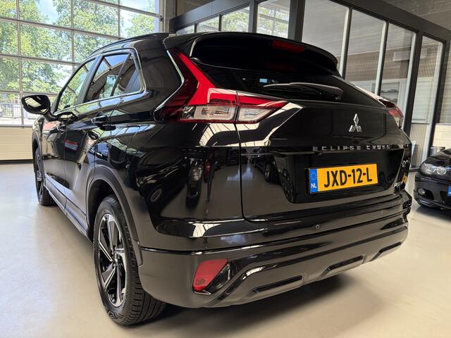 Mitsubishi ECLIPSE Cross 2.4 PHEV Black Edition Adaptive Cruise, 360 Camera, Navigatie