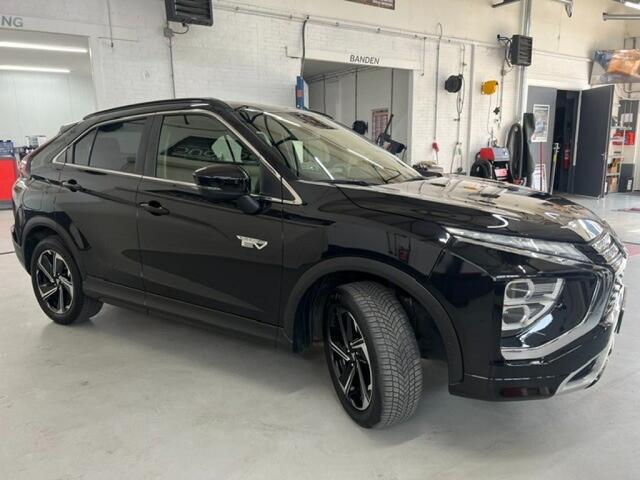 Mitsubishi ECLIPSE 2.4 PHEV INTENSE+, Camera, Stoel verwarming, Led, Trekhaak afneembaar