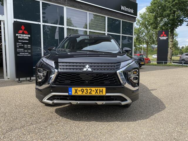 Mitsubishi ECLIPSE Cross 2.4i PHEV Intense+ | Trekhaak | Navigatie op Android&Apple
