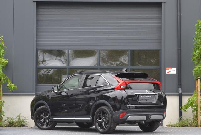 Mitsubishi ECLIPSE Cross 1.5 DI-T First Edition NAP | Head up display | Trekhaak