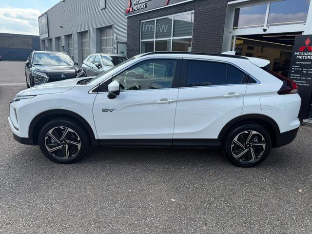 Mitsubishi ECLIPSE Cross 2.4 PHEV Intense | Trekhaak | Navigatie op Android&Apple