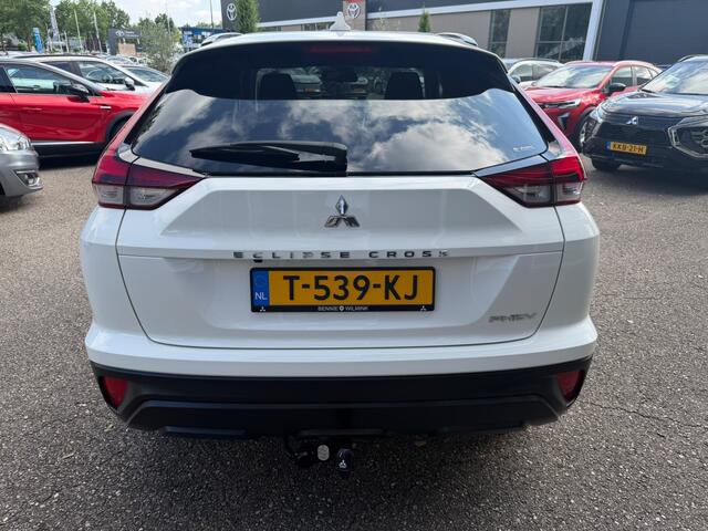 Mitsubishi ECLIPSE Cross 2.4 PHEV Intense | Trekhaak | Navigatie op Android&Apple