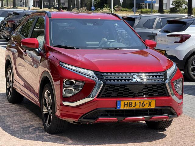 Mitsubishi ECLIPSE Cross 2.4 PHEV Executive | Adaptieve Cruise Control | Navigatie | 360 camera | FABRIEKSGARANTIE TOT 01-2033!