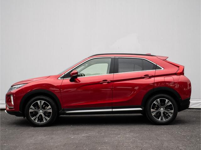 Mitsubishi ECLIPSE Cross 1.5 DI-T 164pk First Edition Head up/ Stoelverwarming/ Camera/ Cruise control/ 18" Lmv/ Carplay/ Navigatie Apps
